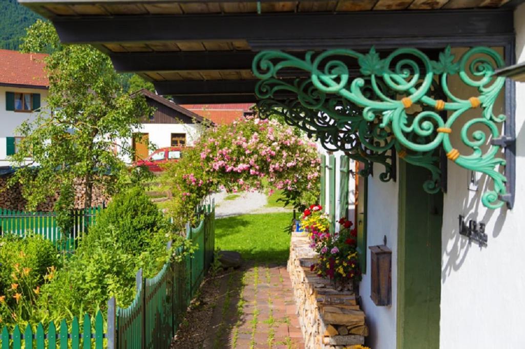 Ferienwohnung Wachsbichl Unterammergau Bagian luar foto